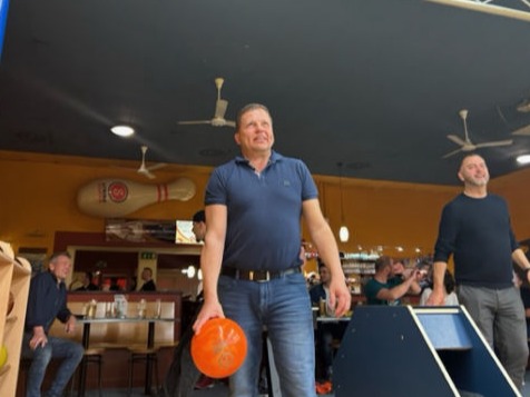 Bowling - Cafe Rolling 03