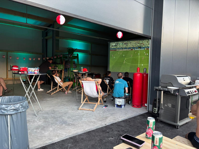 Public Viewing 02